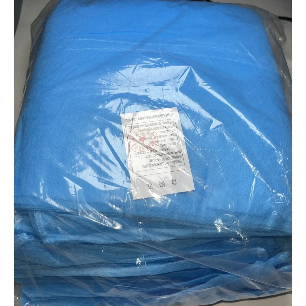 Dukal 301BL‎ Isolation Gowns Universal Blue 10 Count Bag